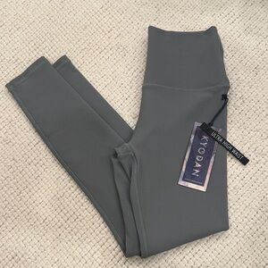 Kyodan High Waist Leggings NWT Green